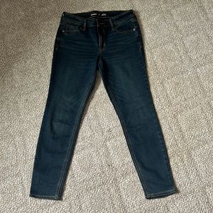 Old Navy Rockstar Super Skinny, mid-rise